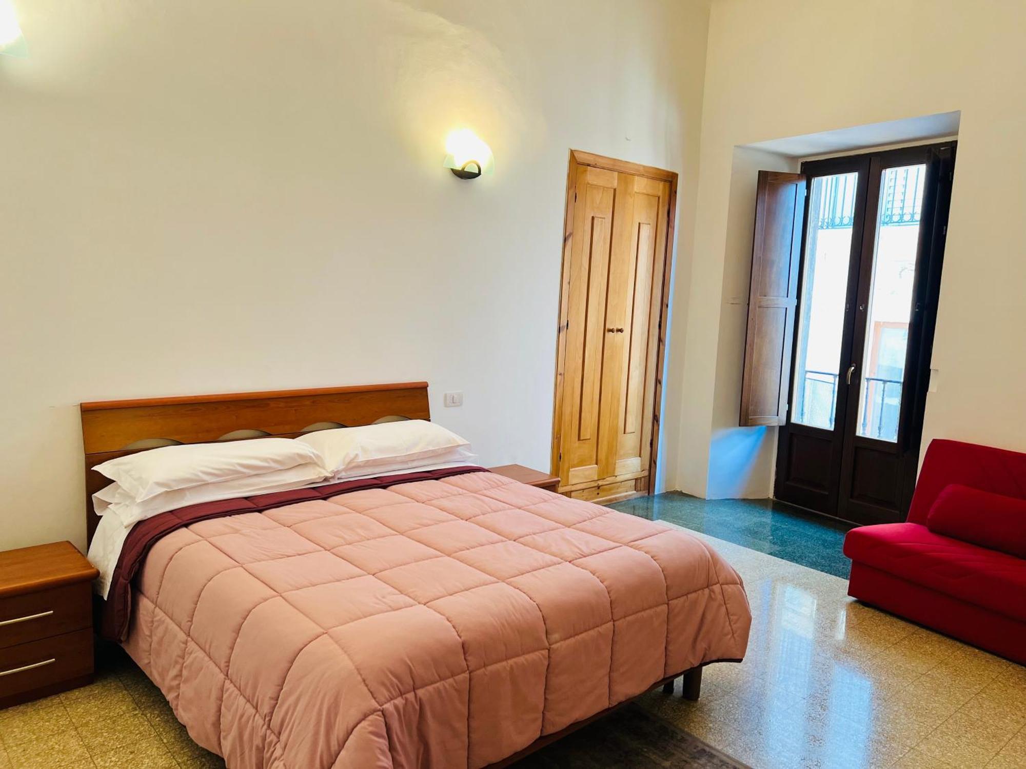 Regina D'Aragona Casa Vacanze Sulmona Exteriör bild